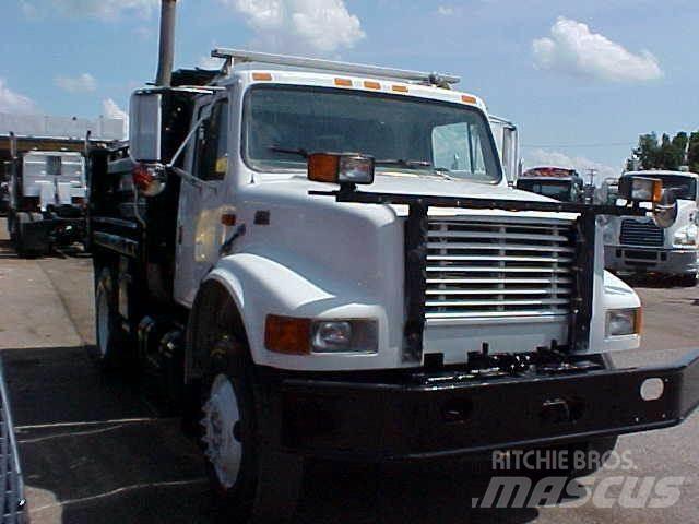 International 4900 Autobasculanta