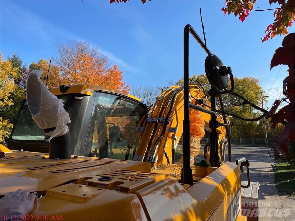 JCB 131X LC Excavatoare pe șenile
