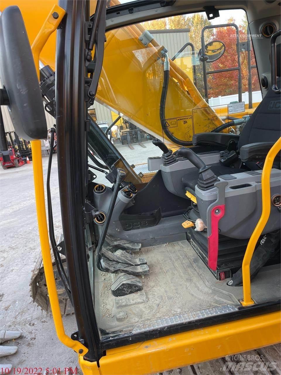 JCB 220X Excavatoare pe șenile
