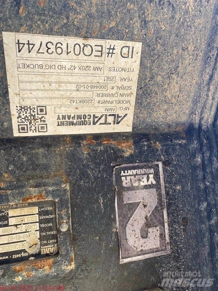 JCB 220X Excavatoare pe șenile
