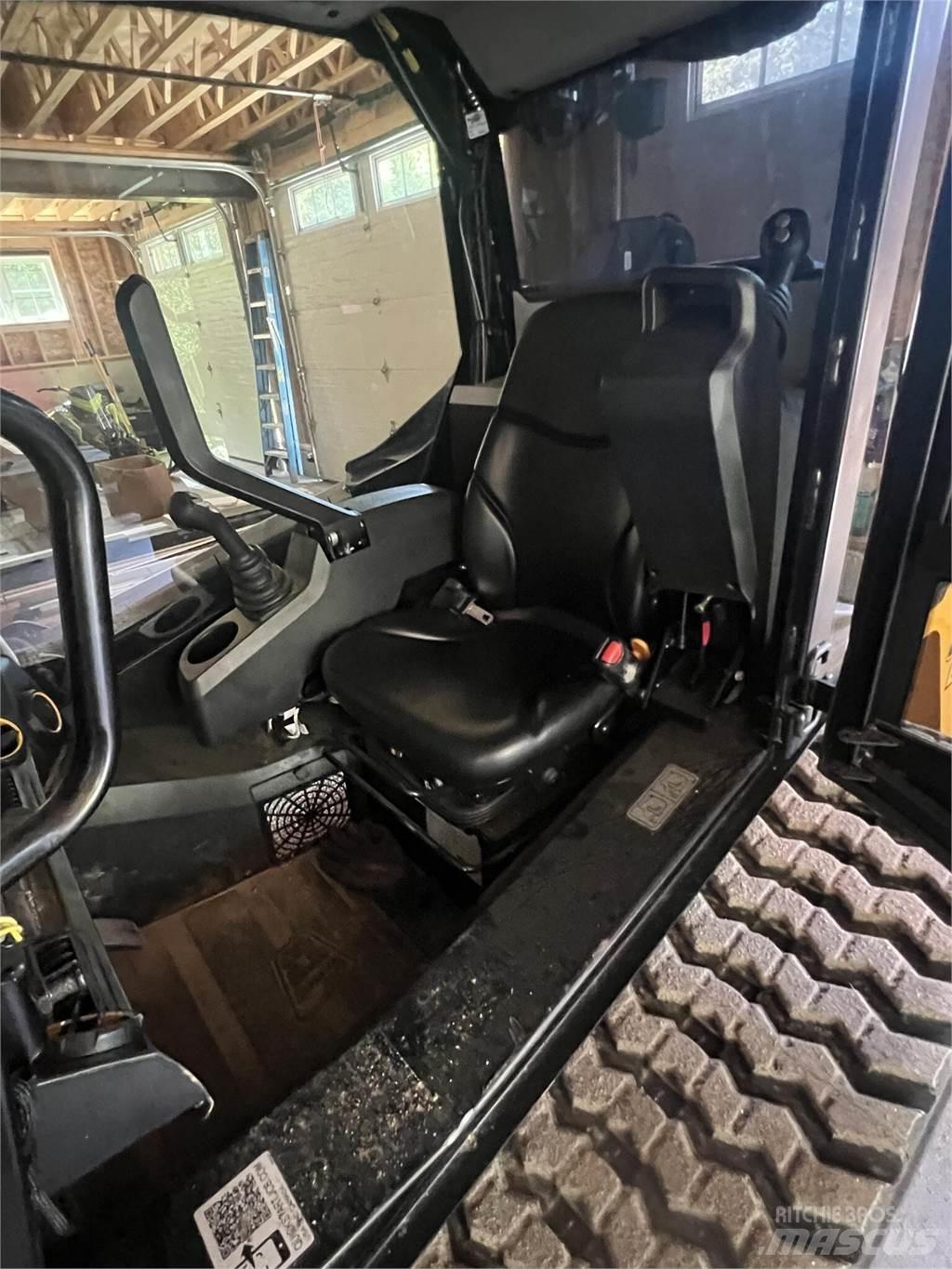 JCB 270T Mini incarcator