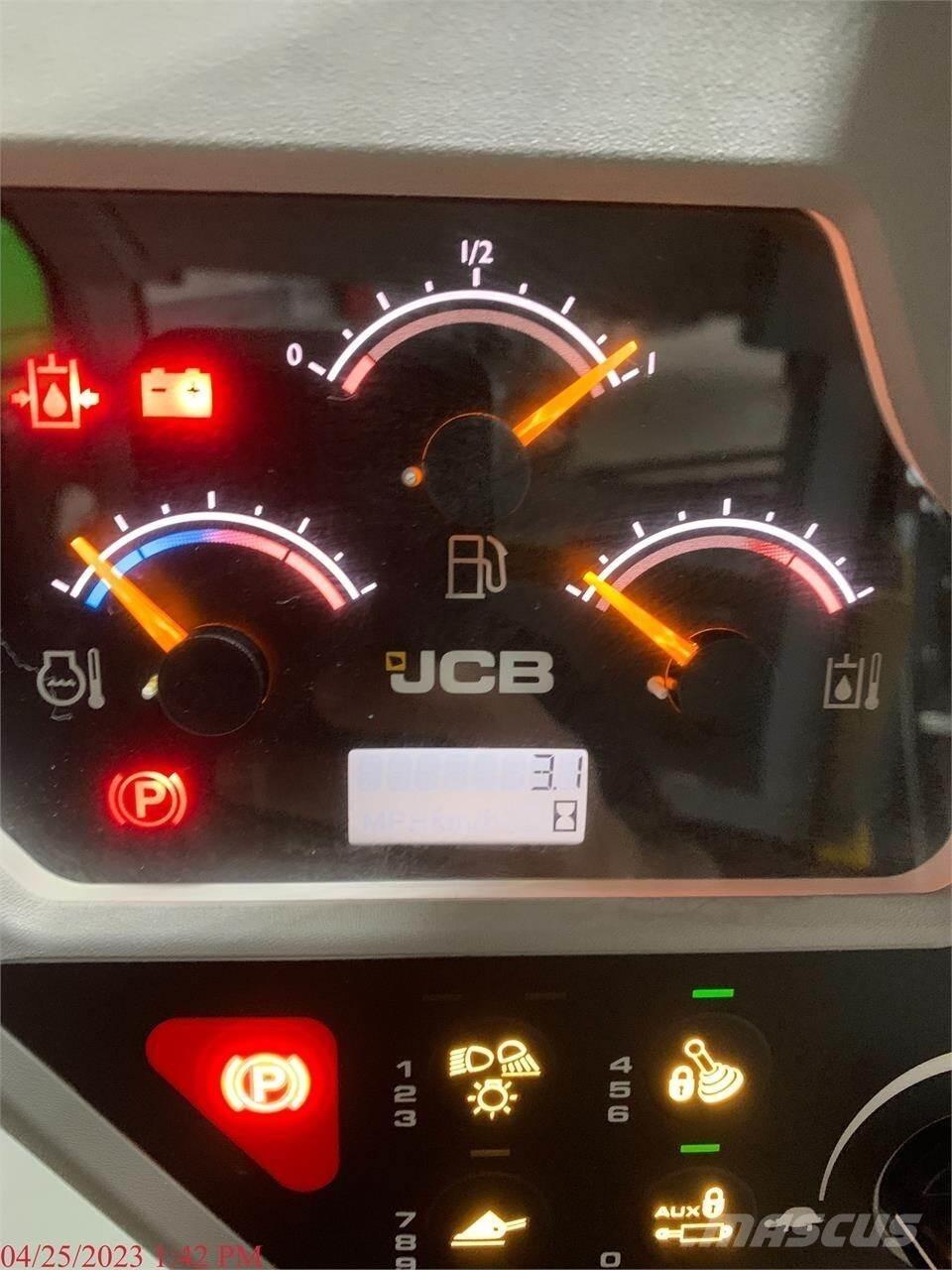 JCB 3TS-8W Mini incarcator
