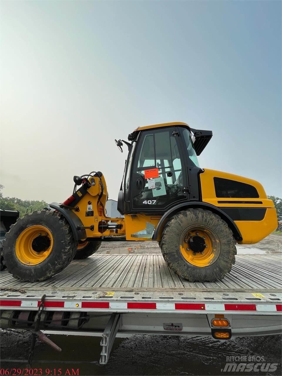 JCB 407 Incarcator pe pneuri