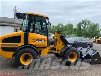 JCB 407B Incarcator pe pneuri