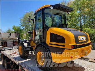 JCB 407B Incarcator pe pneuri