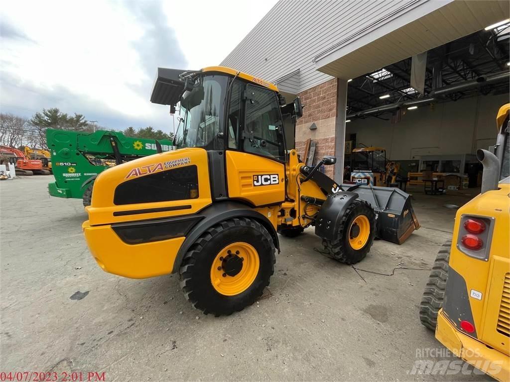 JCB 409 Incarcator pe pneuri