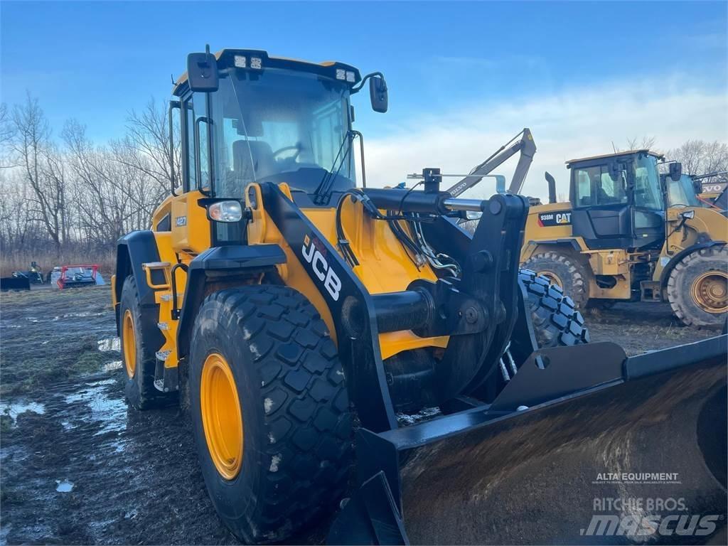 JCB 427ZX Incarcator pe pneuri