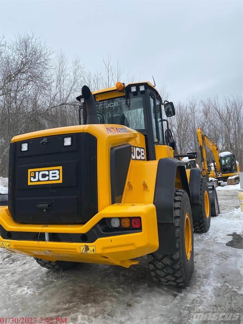 JCB 437HT Incarcator pe pneuri