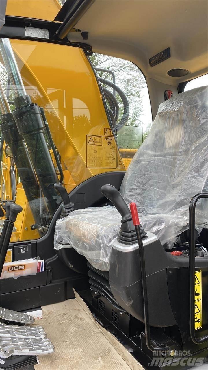 JCB JZ141 LC Excavatoare pe șenile
