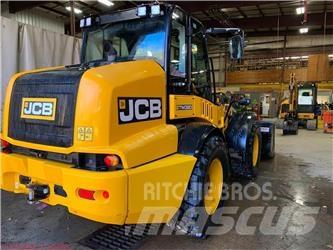 JCB TM320 Incarcator pe pneuri