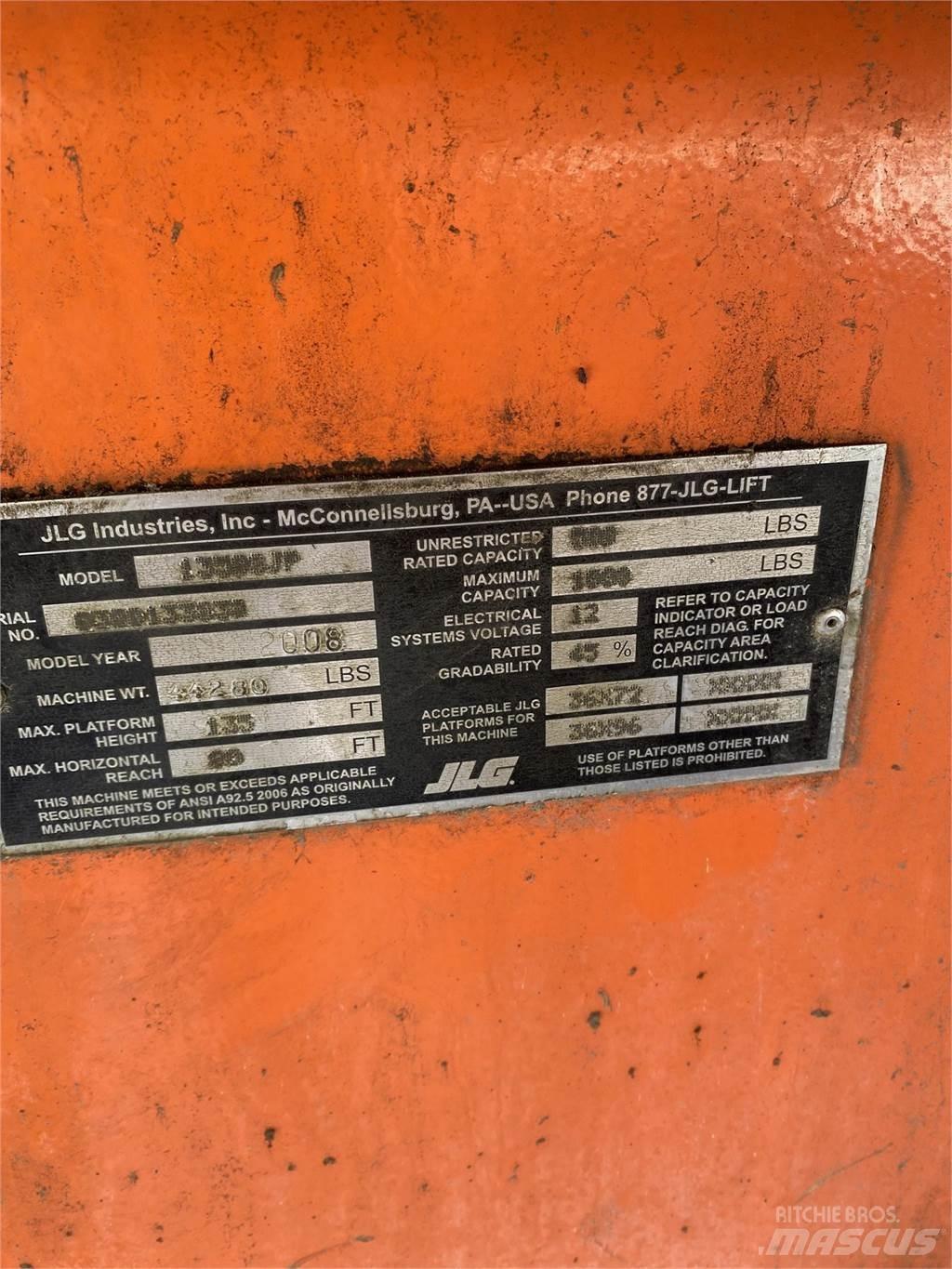 JLG 1350SJP Nacele cu brat telescopic