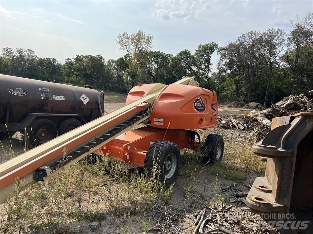JLG 400S Nacele cu brat telescopic