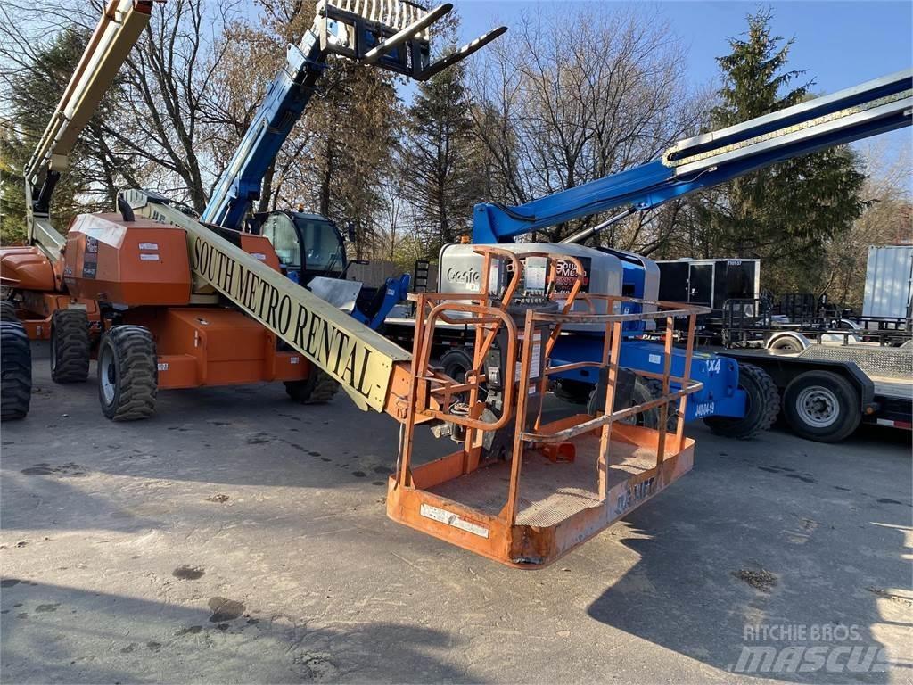 JLG 600S Nacele cu brat telescopic