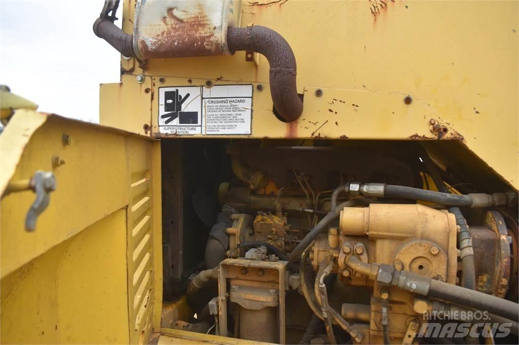 JLG 886 Macara teren accidentat