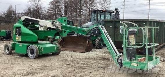 JLG E400AJPN Nacele cu brat articulat