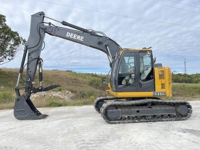John Deere 135G Excavatoare pe șenile

