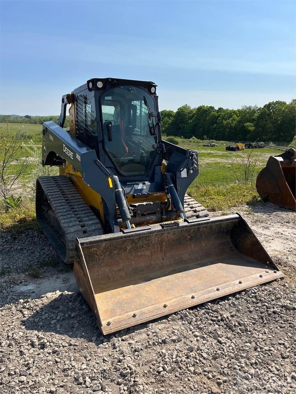 John Deere 333G Mini incarcator