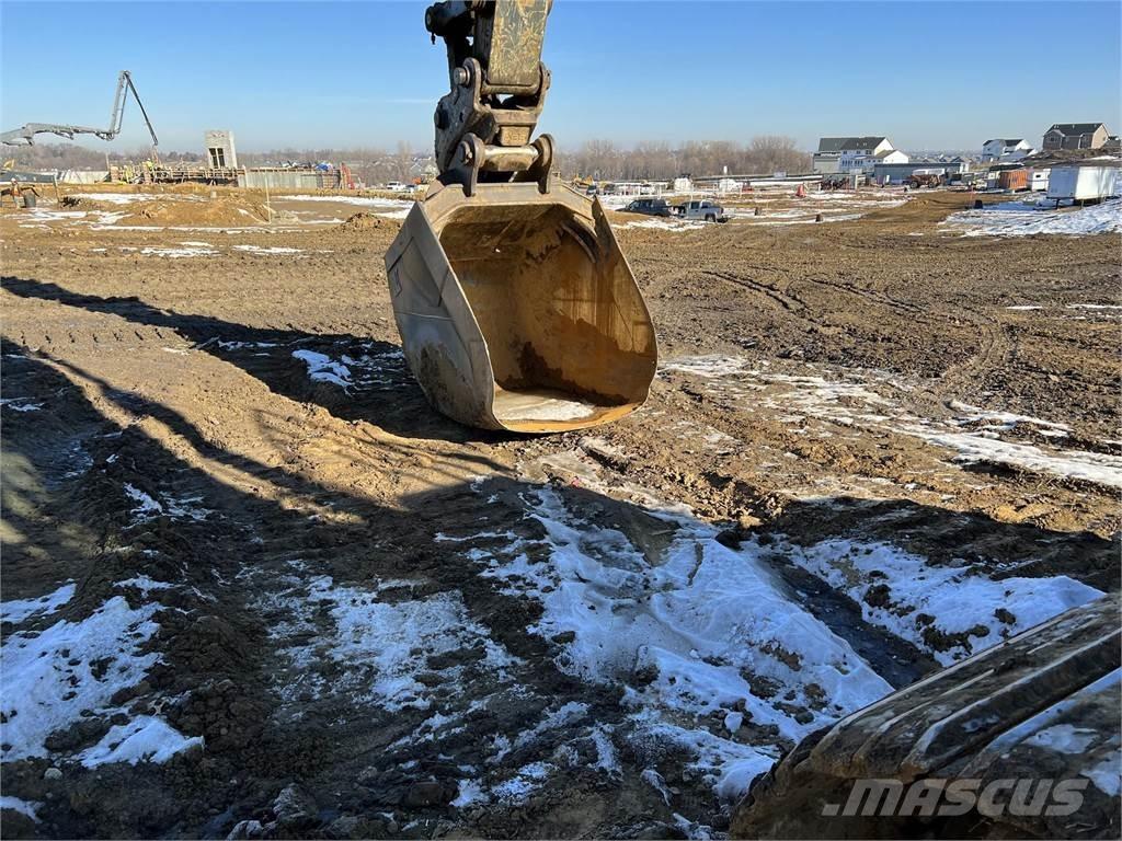 John Deere 470G LC Excavatoare pe șenile
