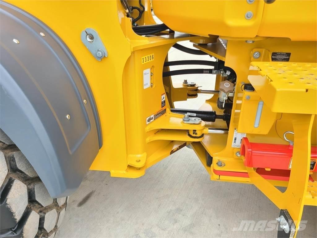 John Deere 524P Incarcator pe pneuri