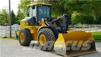 John Deere 524P Incarcator pe pneuri