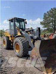 John Deere 544K Incarcator pe pneuri