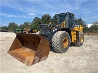 John Deere 744K Incarcator pe pneuri