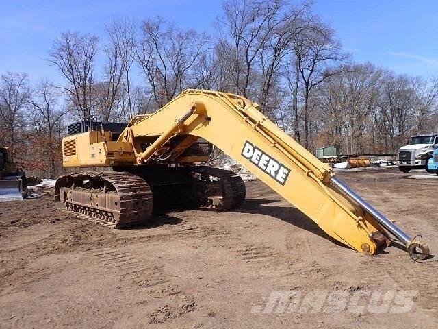 John Deere 750 Excavatoare pe șenile
