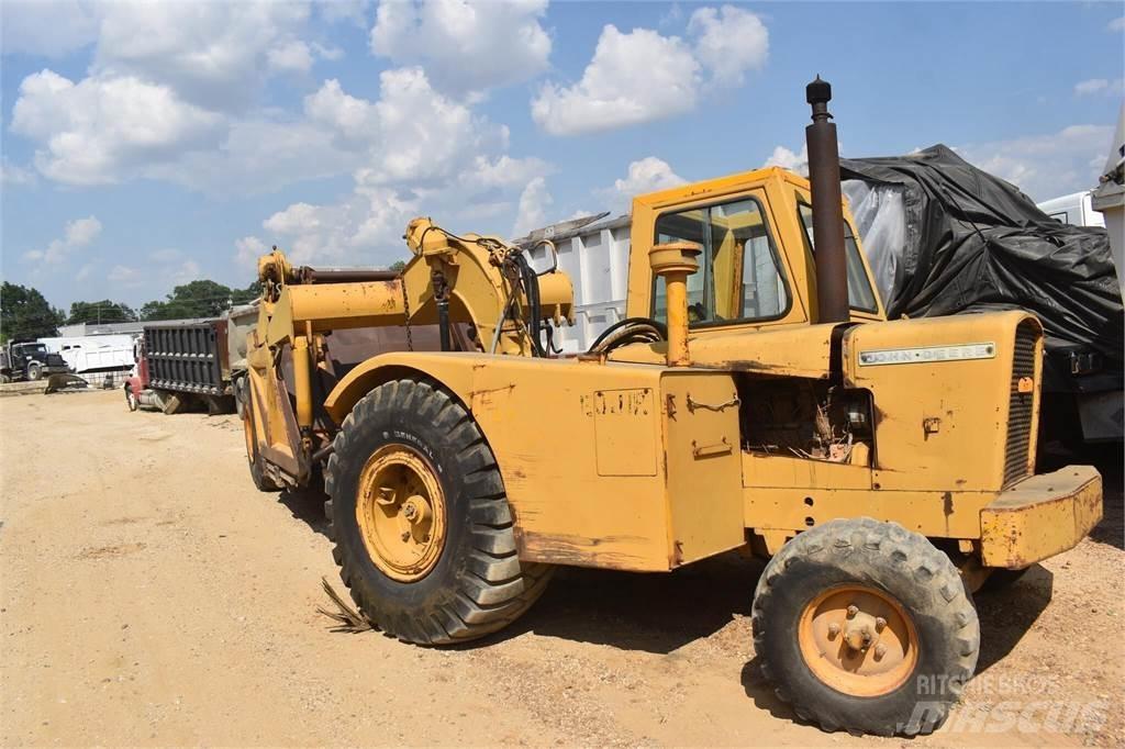 John Deere 760A Elevatoare