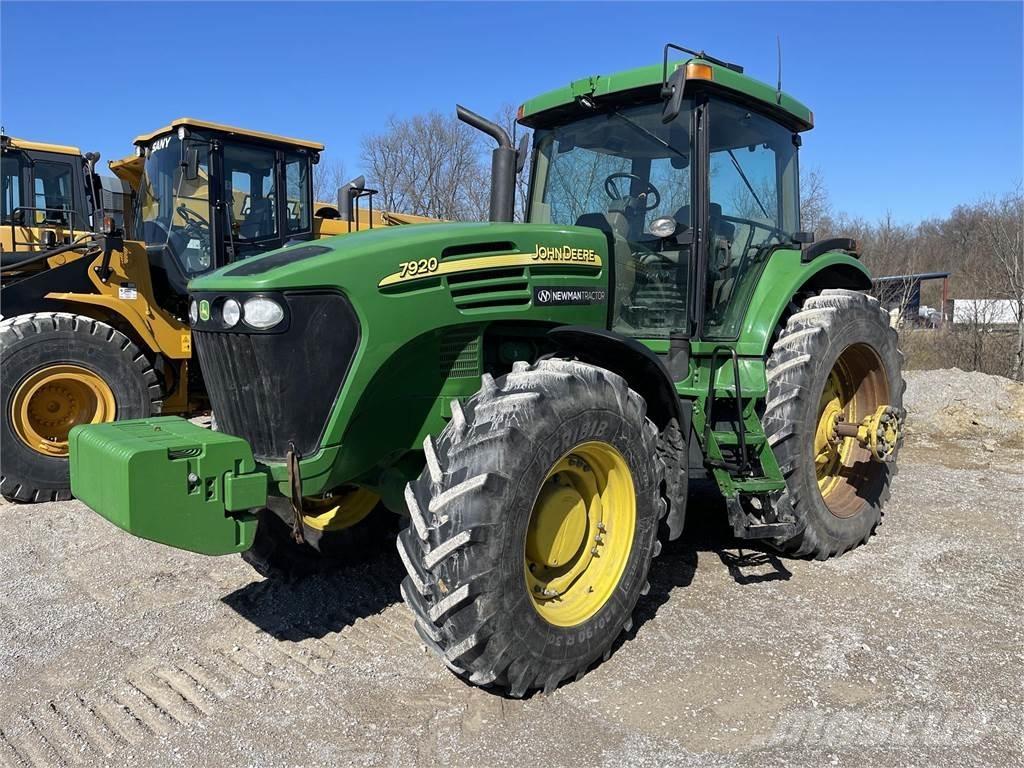 John Deere 7920 Tractoare