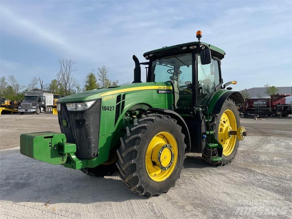 John Deere 8320R Tractoare