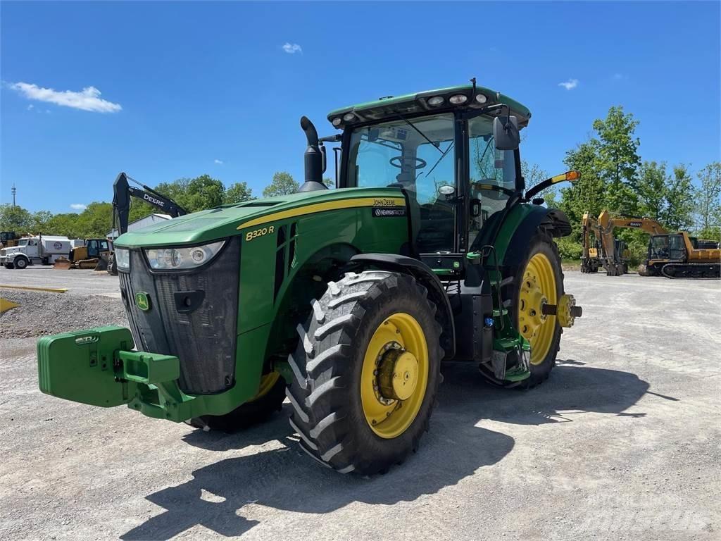 John Deere 8320R Tractoare