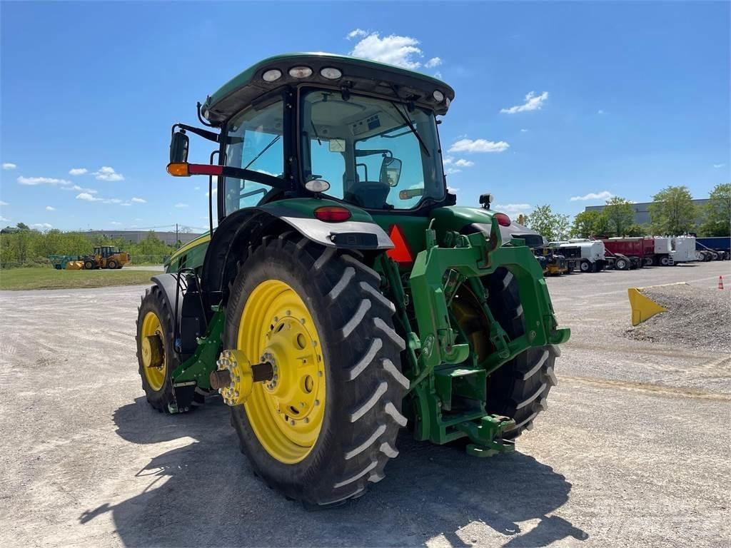 John Deere 8320R Tractoare