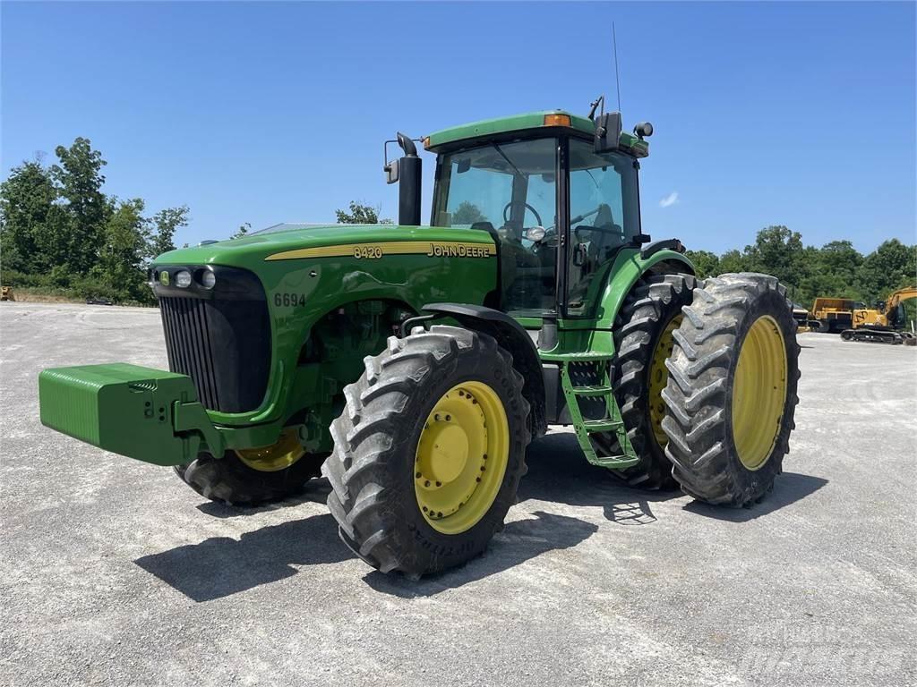 John Deere 8420 Tractoare