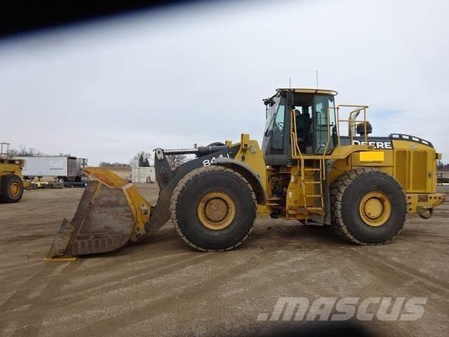 John Deere 844J Incarcator pe pneuri