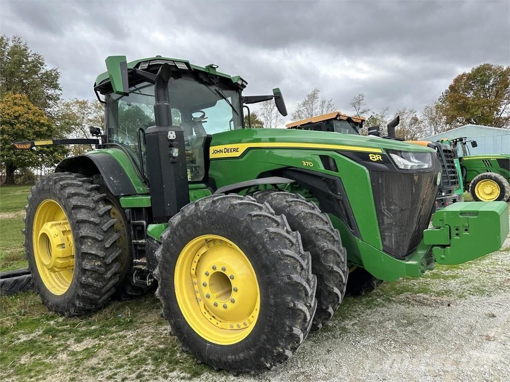 John Deere 8R 370 Tractoare