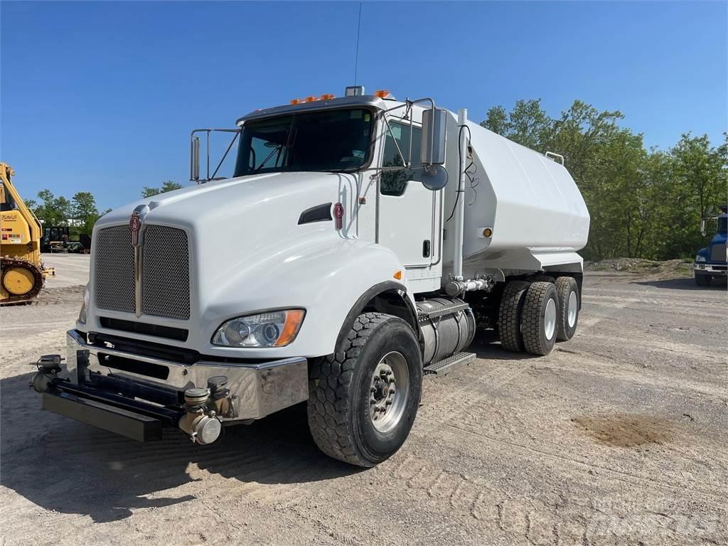 Kenworth T440 Cisterne