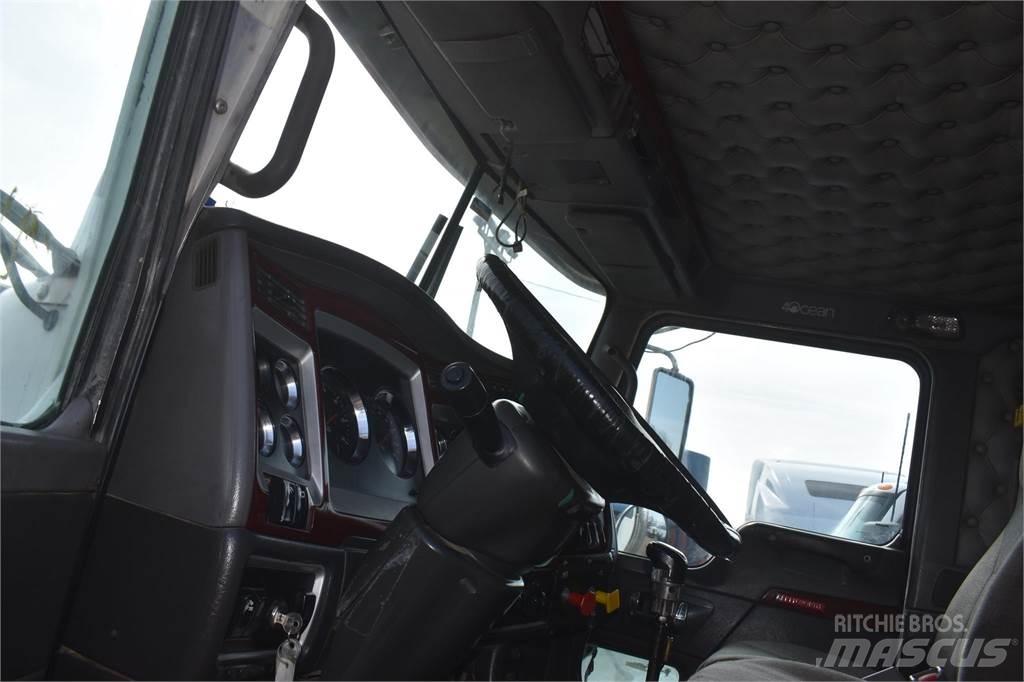 Kenworth T800 Autobasculanta