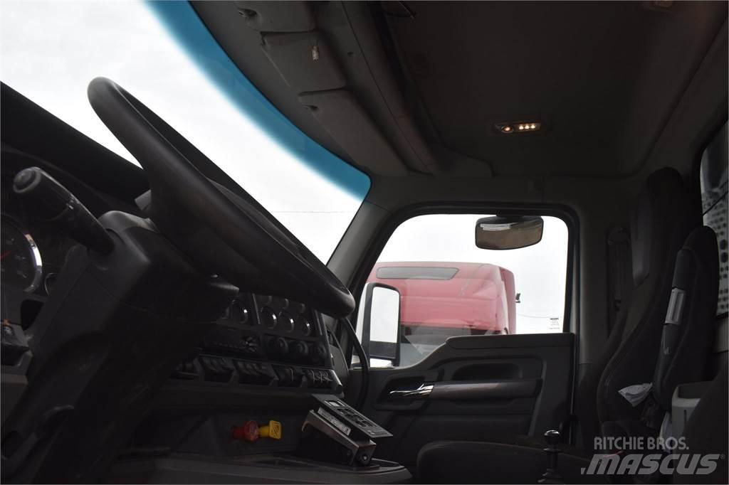 Kenworth T880 Autobasculanta