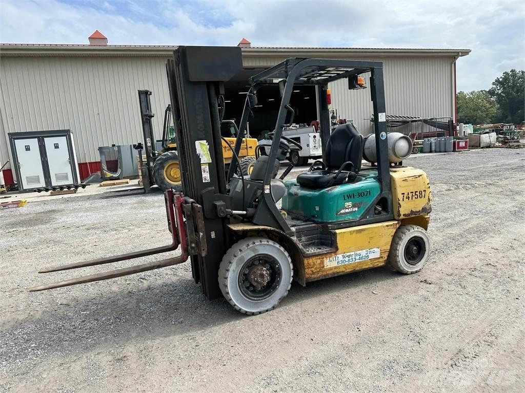 Komatsu FG25T-14 Strivuitoare-altele