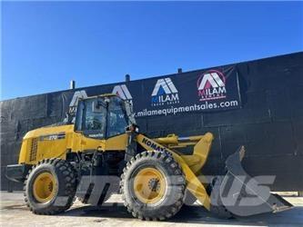 Komatsu WA270-8 Incarcator pe pneuri