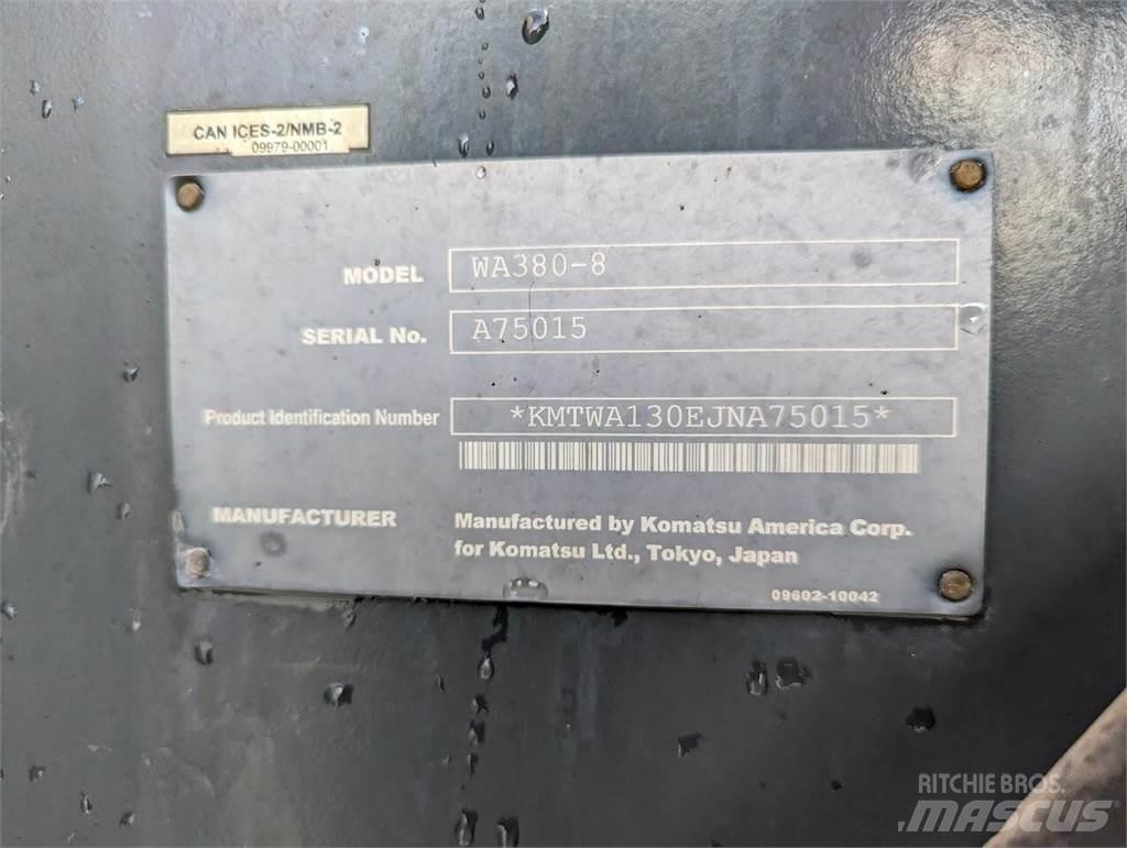 Komatsu WA380-8 Incarcator pe pneuri
