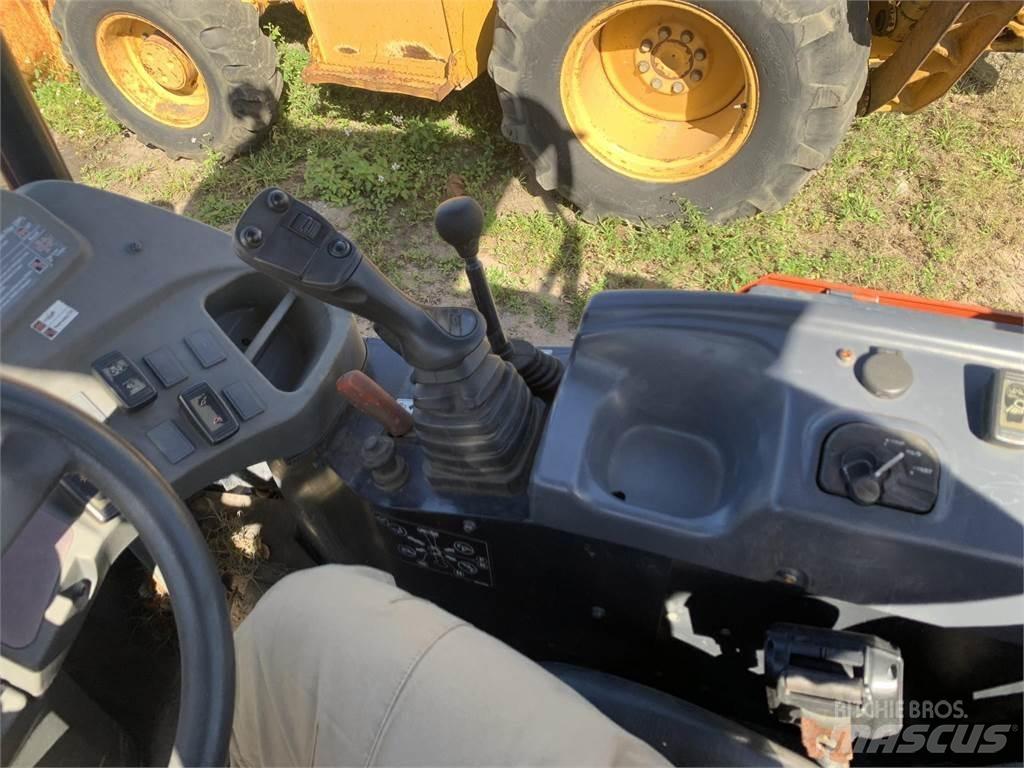 Kubota R530 Incarcator pe pneuri