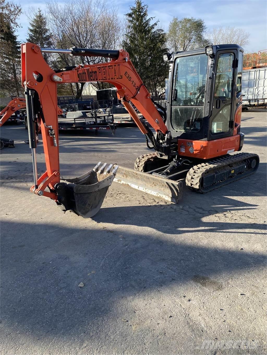 Kubota U35-4 Mini excavatoare < 7t