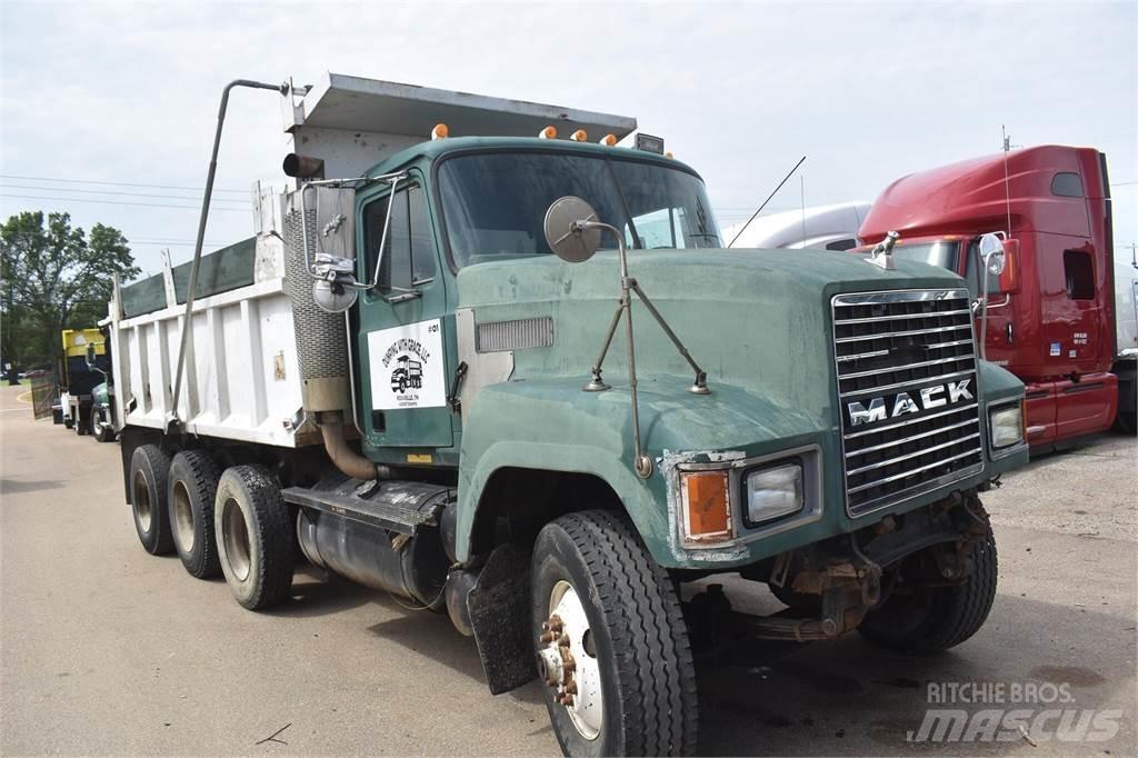 Mack CH613 Autobasculanta