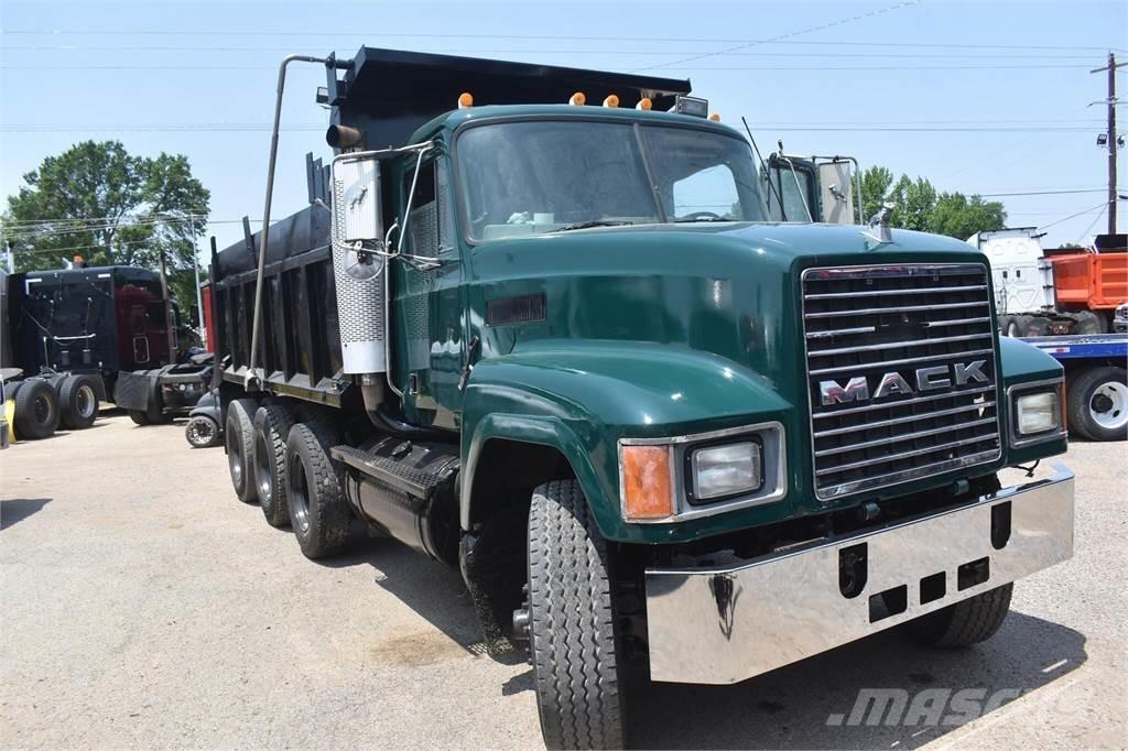 Mack CH613 Autobasculanta
