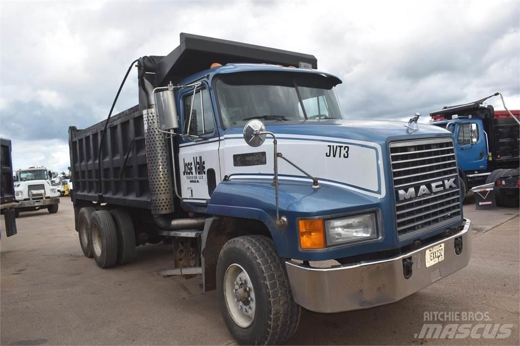 Mack CH613 Autobasculanta