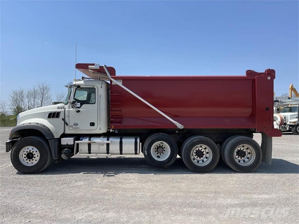 Mack GRANITE 64FR Utilaje construcții - Altele