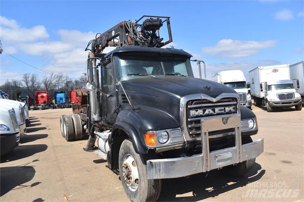 Mack GRANITE CV713 Camioane cu macara