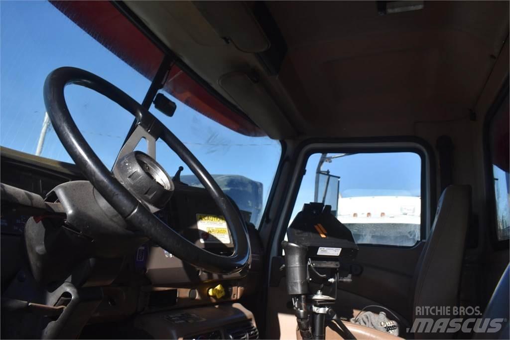 Mack GRANITE CV713 Autobasculanta