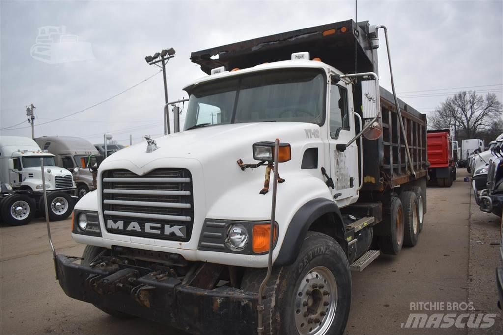 Mack GRANITE CV713 Autobasculanta